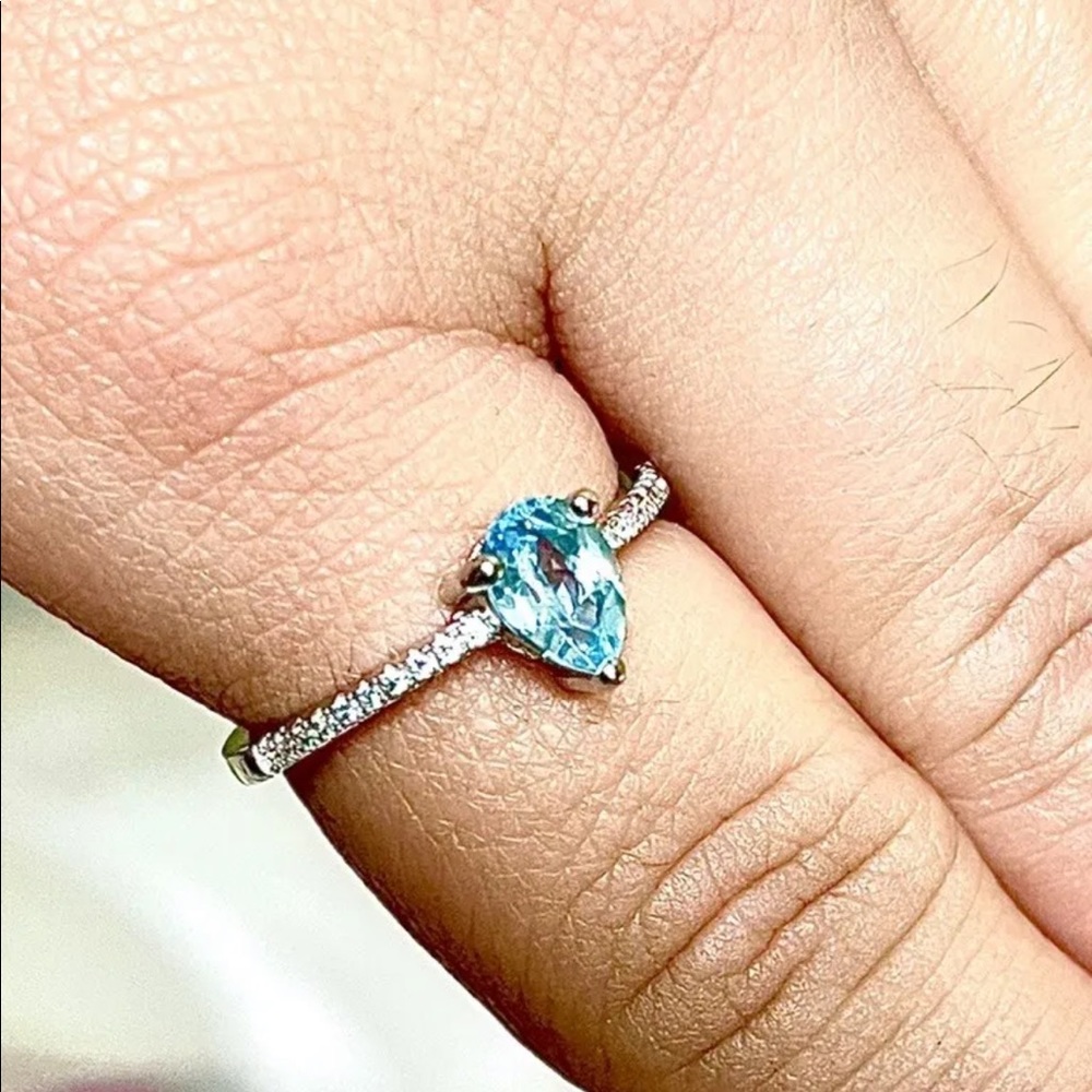 genuine .90 ctw swiss topaz and diamond cut sapphire 925 ring